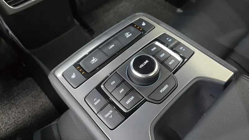 Hyundai Genesis