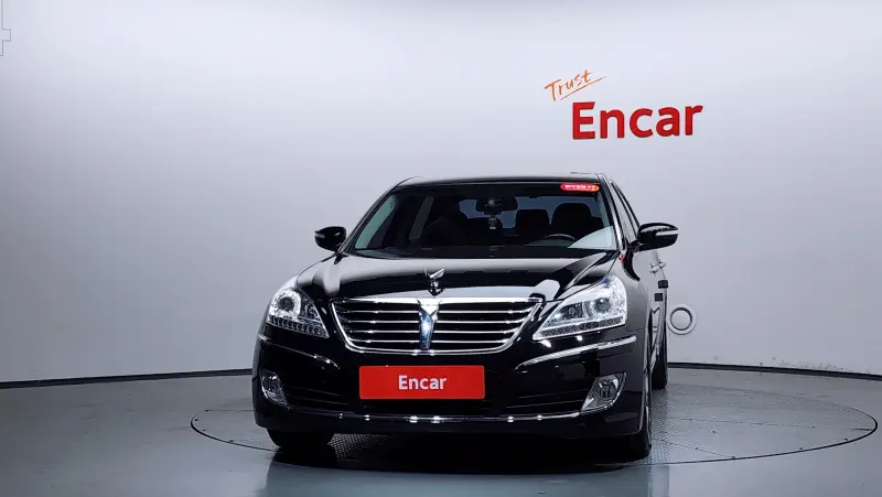 Hyundai Equus