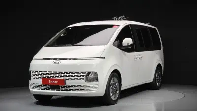 Hyundai Staria