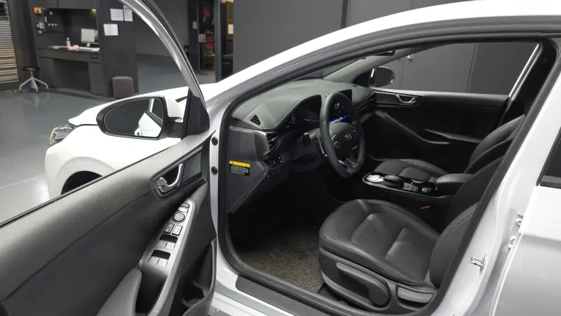 Hyundai Ioniq