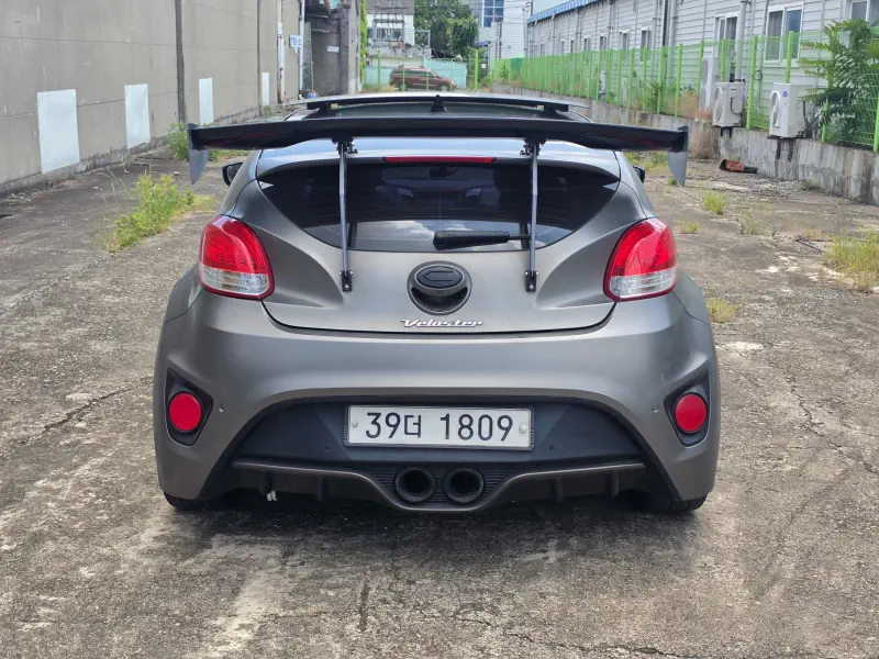Hyundai Veloster