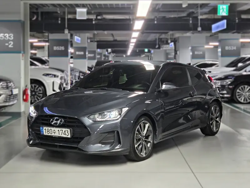 Hyundai Veloster