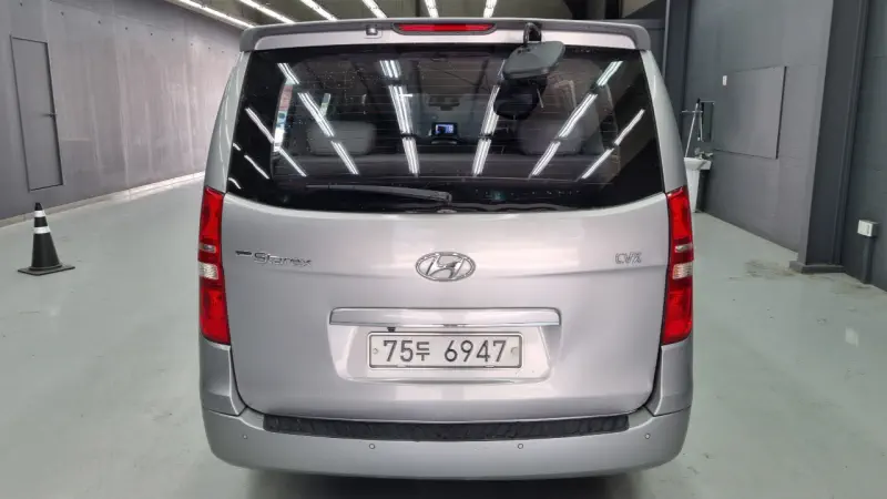 Hyundai Grand Starex