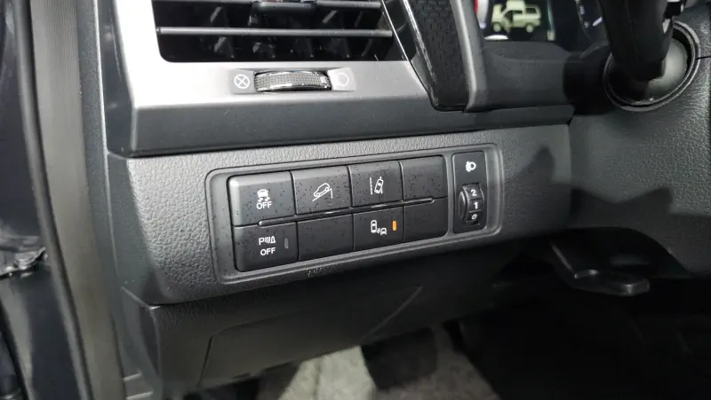SsangYong Rexton Sports Khan