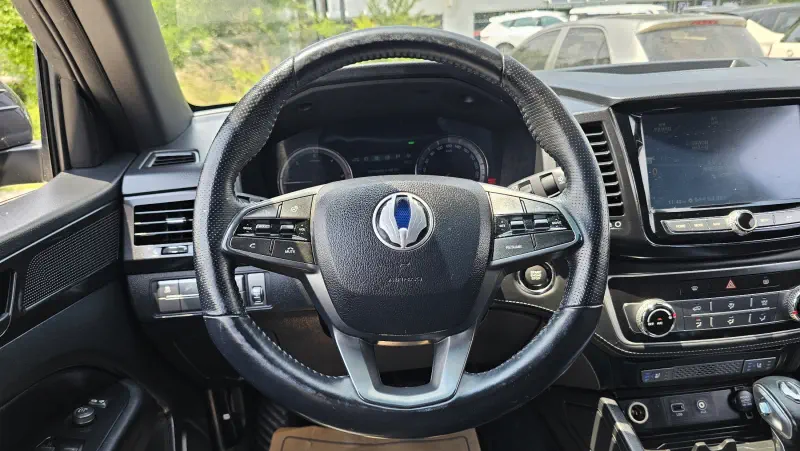 SsangYong Rexton Sports