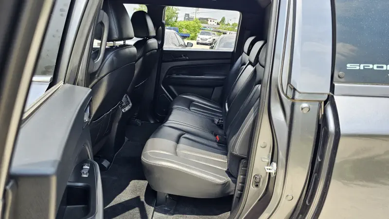 SsangYong Rexton Sports