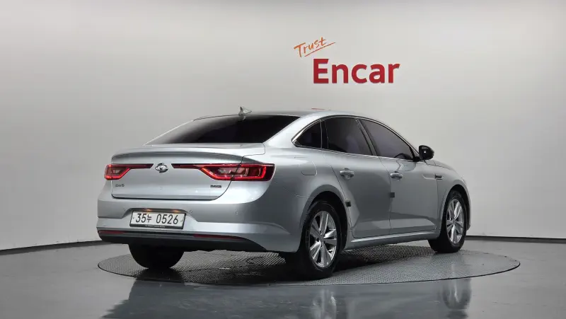 Renault Samsung SM6