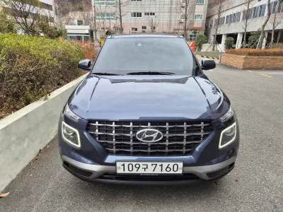 Hyundai Venue