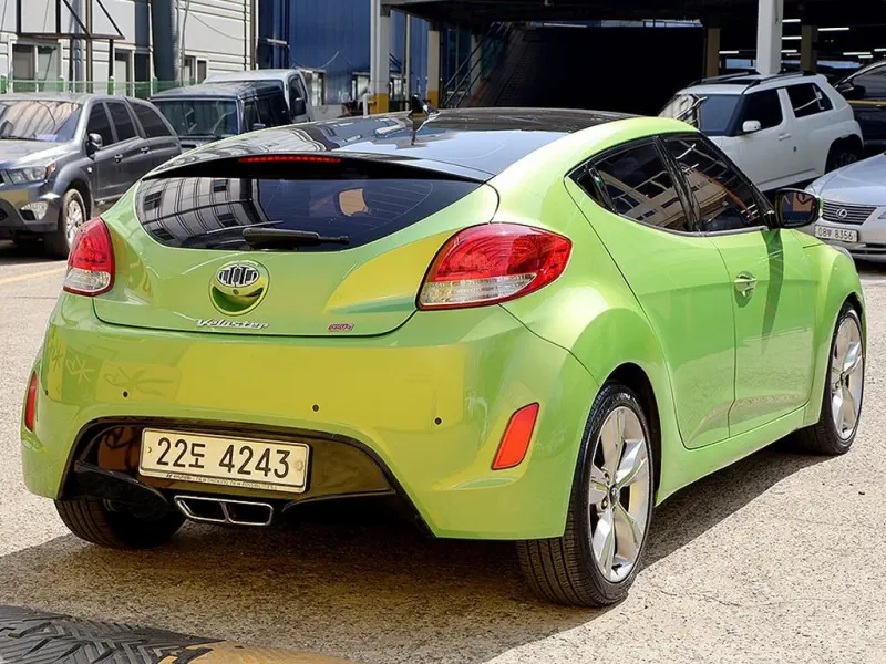 Hyundai Veloster