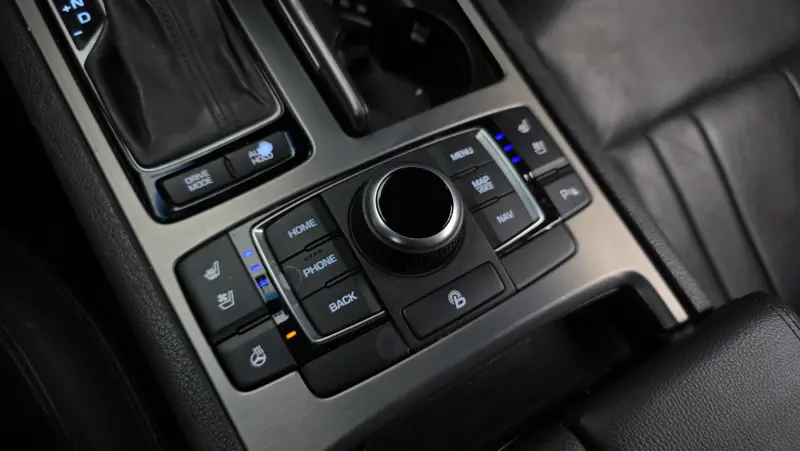 Hyundai Genesis