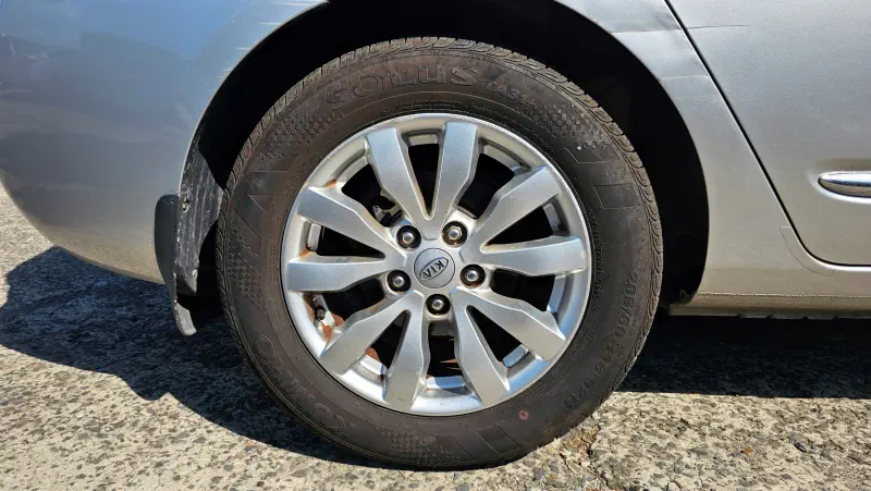 Kia Carens