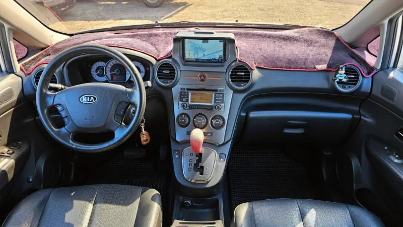 Kia Carens