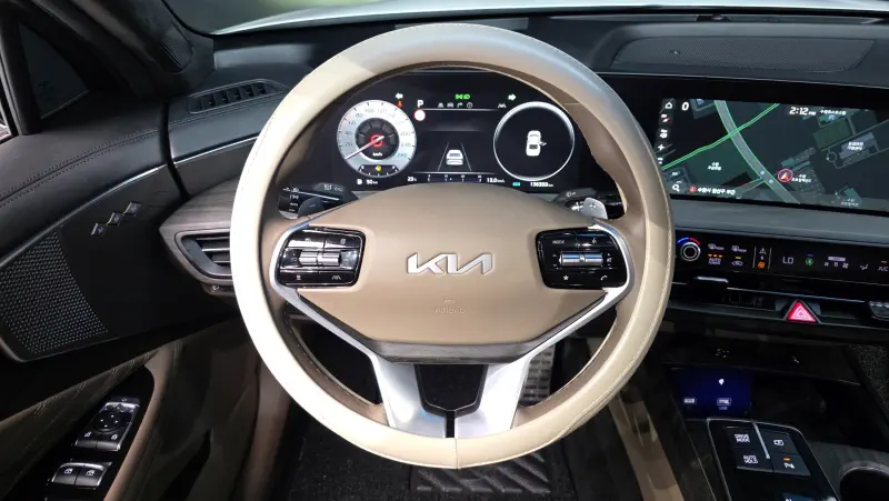 Kia K8