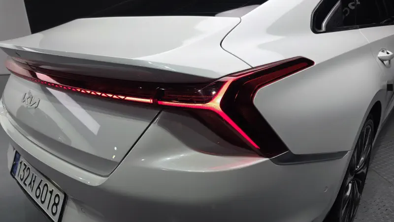 Kia K8