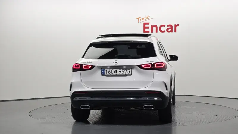 Mercedes-Benz GLA-Class