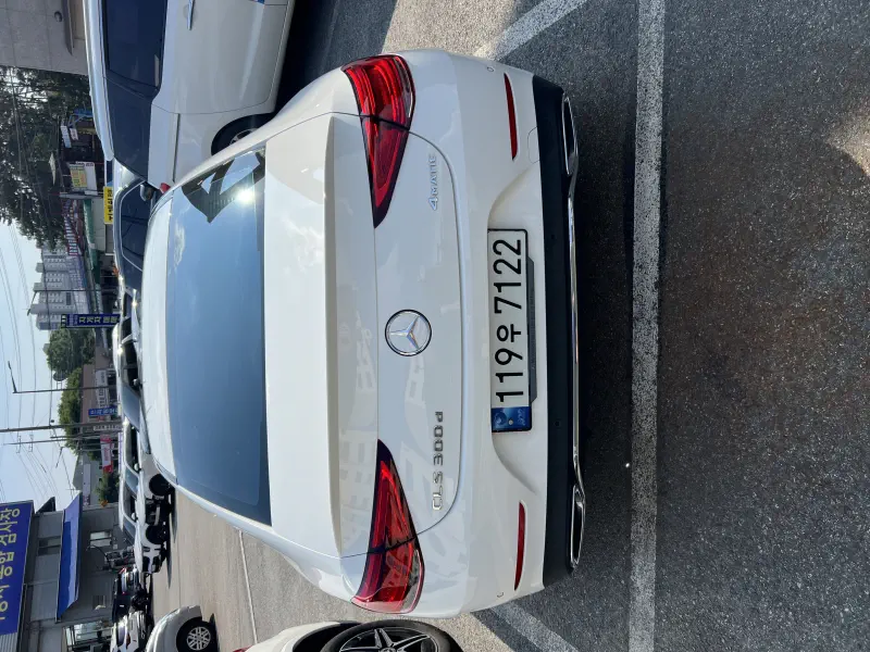 Mercedes-Benz CLS-Class