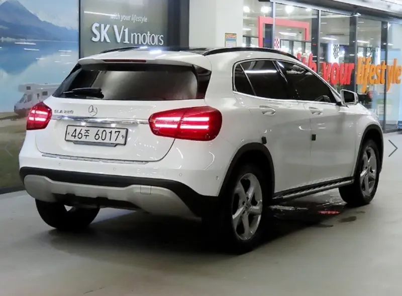 Mercedes-Benz GLA-Class
