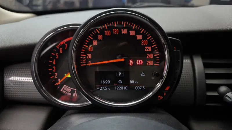 MINI Hatch