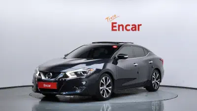 Nissan MAXIMA