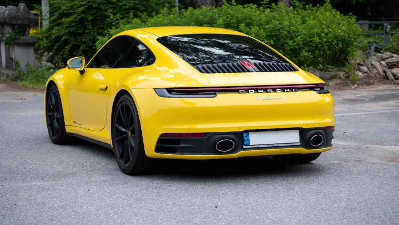 Porsche 911