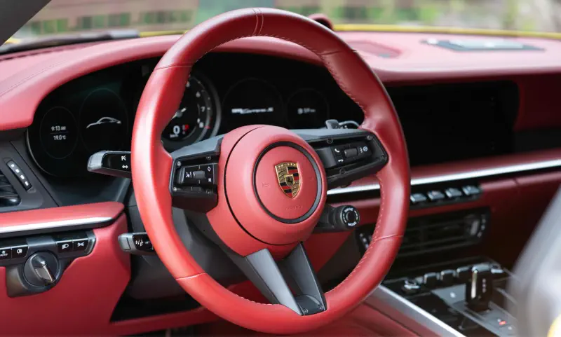 Porsche 911