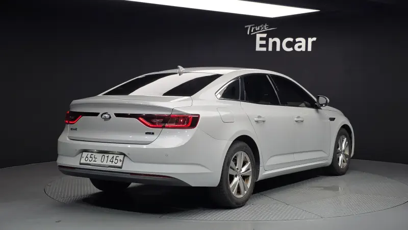 Renault Samsung SM6