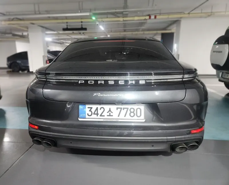 Porsche Panamera