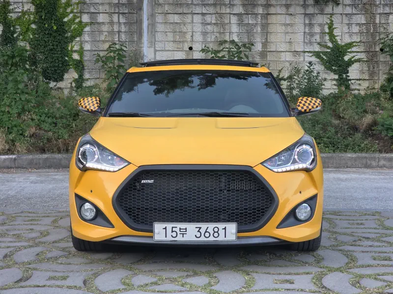 Hyundai Veloster