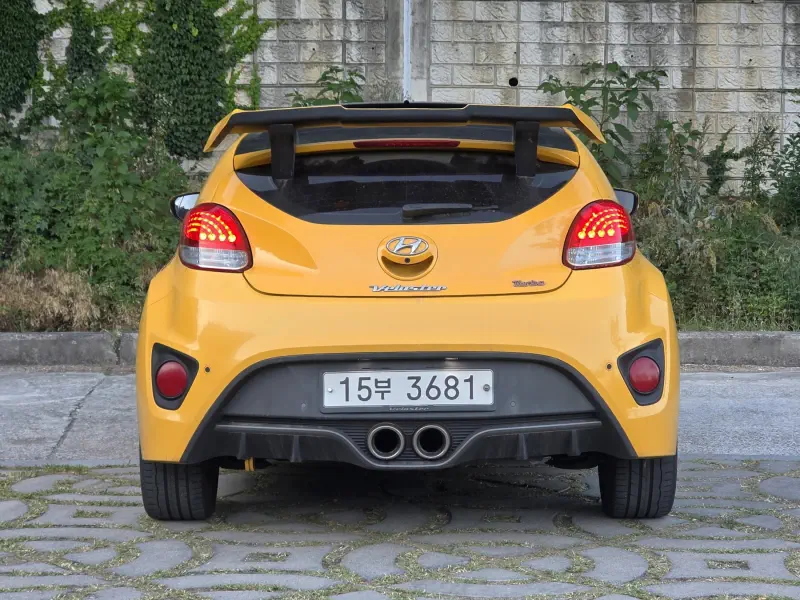 Hyundai Veloster