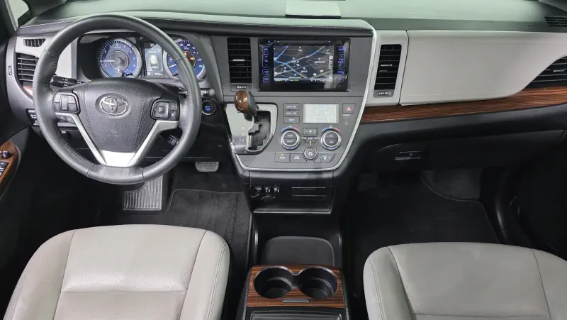Toyota Sienna