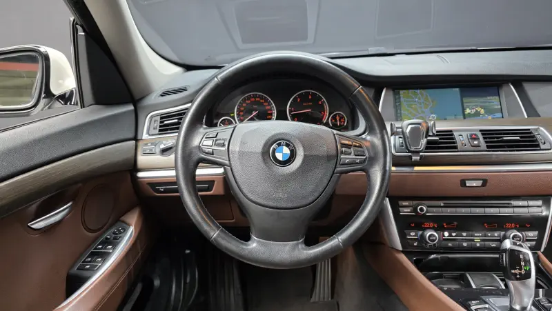 BMW 5-Series Gran Turismo