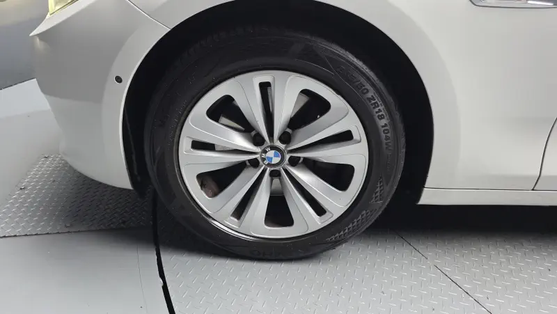 BMW 5-Series Gran Turismo