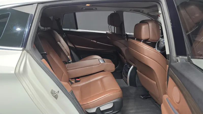 BMW 5-Series Gran Turismo
