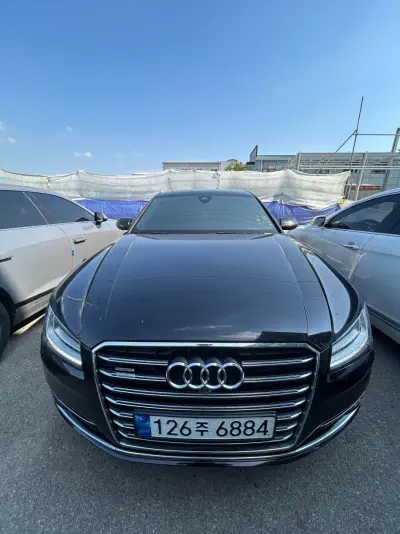 Audi A8