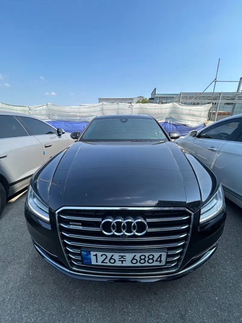 Audi A8