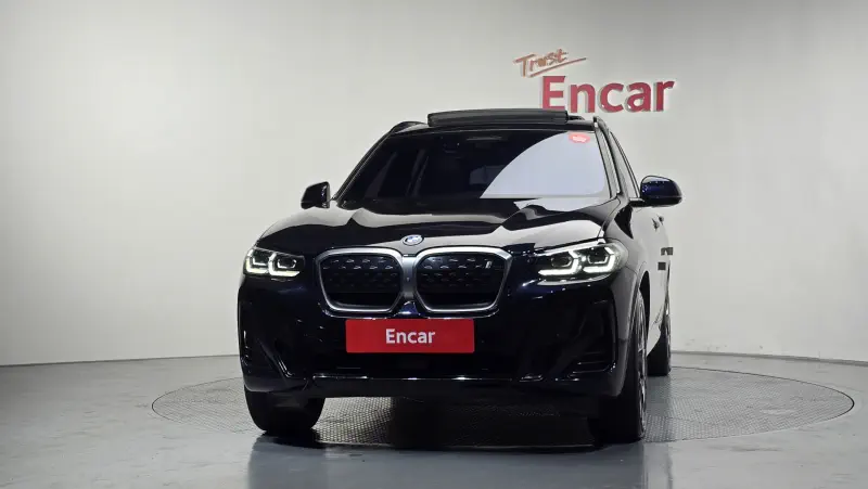 BMW iX3