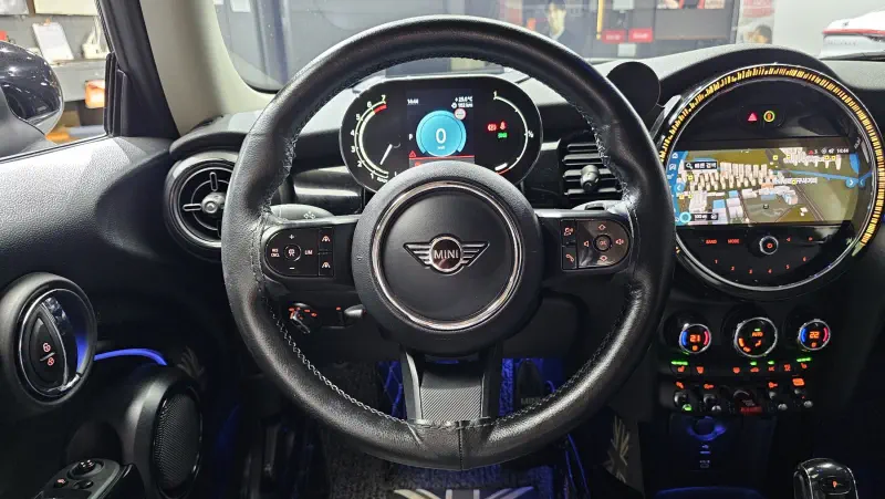 MINI Hatch
