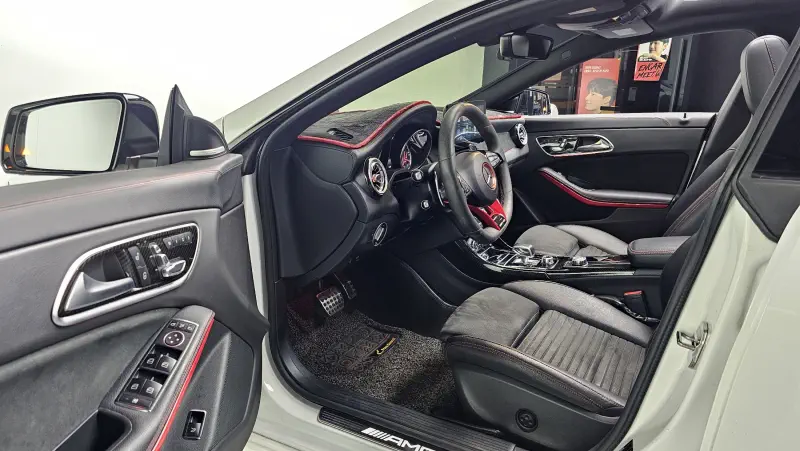 Mercedes-Benz CLA-Class