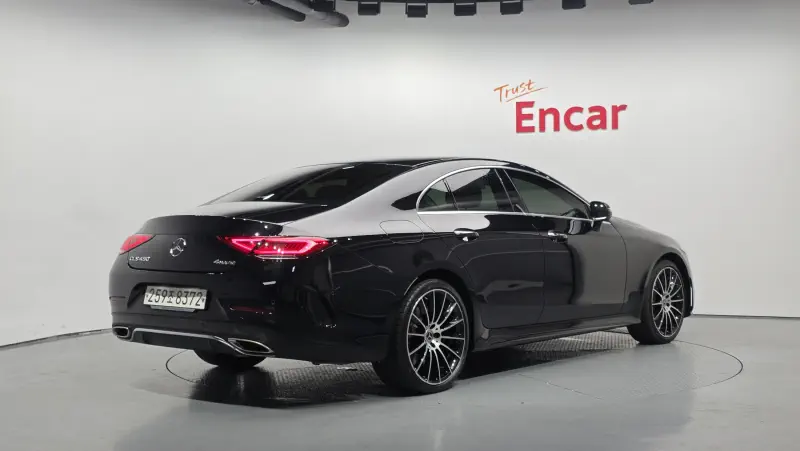 Mercedes-Benz CLS-Class
