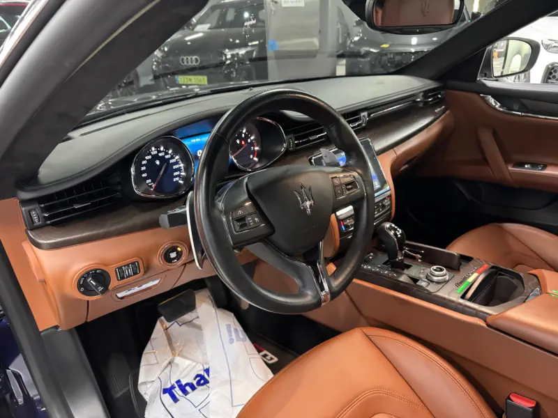Maserati Quattroporte
