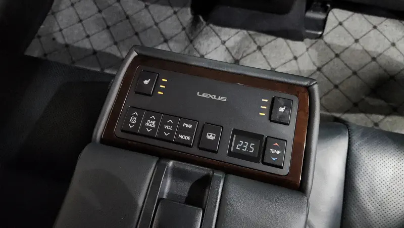 Lexus ES300h