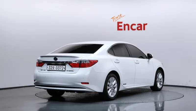 Lexus ES300h