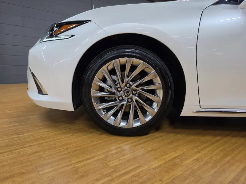 Lexus ES300h