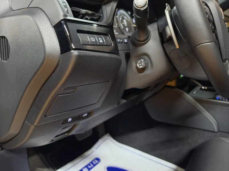 Lexus ES300h