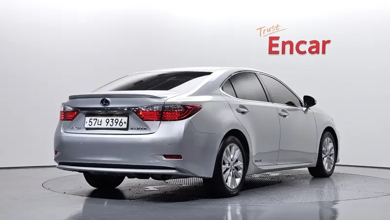 Lexus ES300h