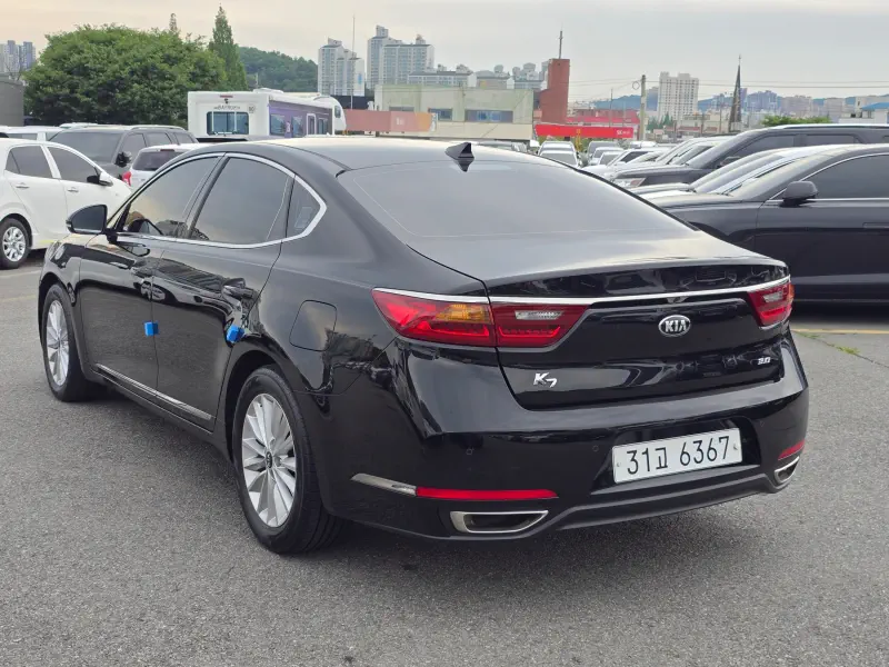 Kia K7