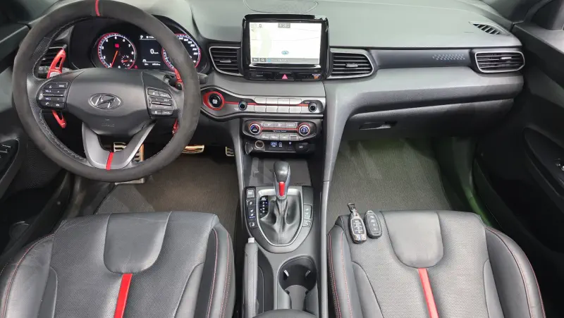 Hyundai Veloster