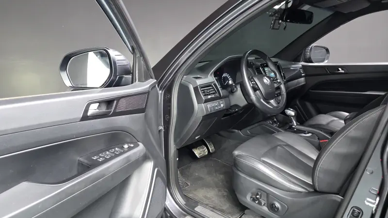 SsangYong Rexton Sports