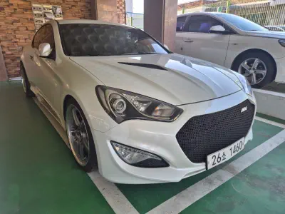 Hyundai Genesis