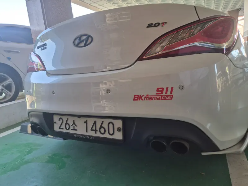 Hyundai Genesis